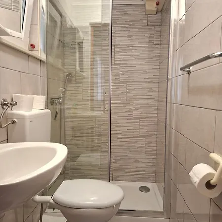 Tomić 3*