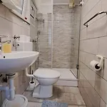 بيت ضيافة Tomic