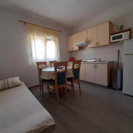 Tomic بيت ضيافة